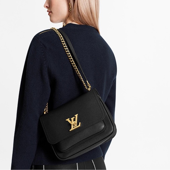 Louis Vuitton LockMe Chain Bag Black Leather - Picture 6 of 13